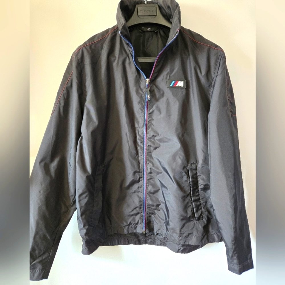BMW M SERIES  Black Unisex Windbreaker Jacket. Size XL